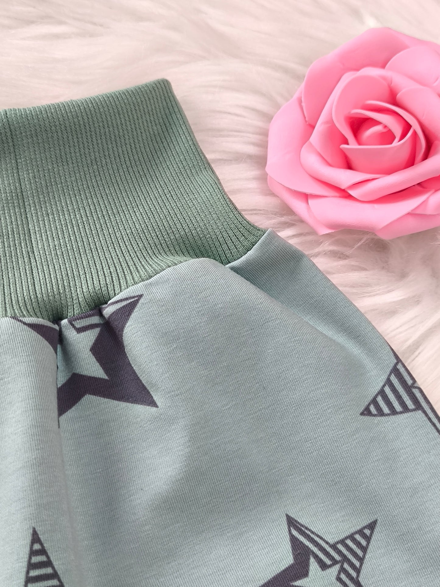 Pumphose Sterne mint